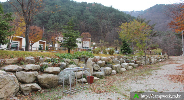 인제 폭포야영장